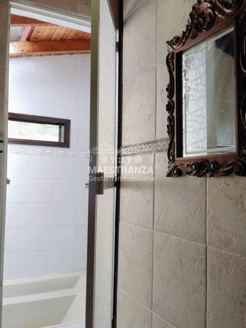 Casa de 3 alcobas en venta en Santa Elena, Medellín, 160 m² · foto 7 de 24