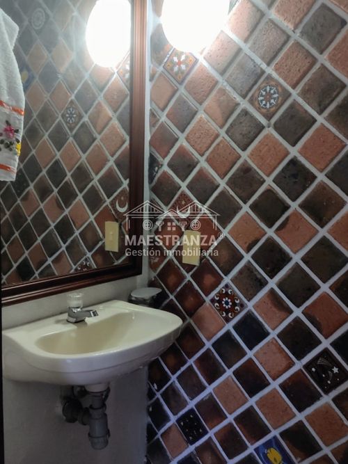 Casa de 3 alcobas en venta en Santa Elena, Medellín, 160 m² · foto 11 de 24