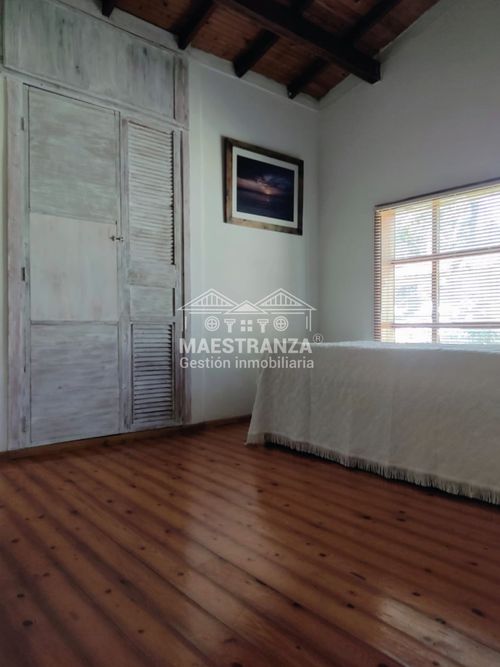 Casa de 3 alcobas en venta en Santa Elena, Medellín, 160 m² · foto 22 de 24