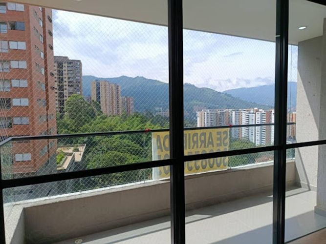 Apartaestudio en arriendo en Loma Del Escobero, Envigado, 62 m² · foto 11 de 24