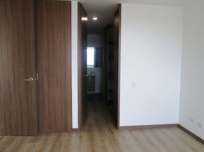 Apartaestudio en arriendo en Loma Del Escobero, Envigado, 62 m² · foto 15 de 24