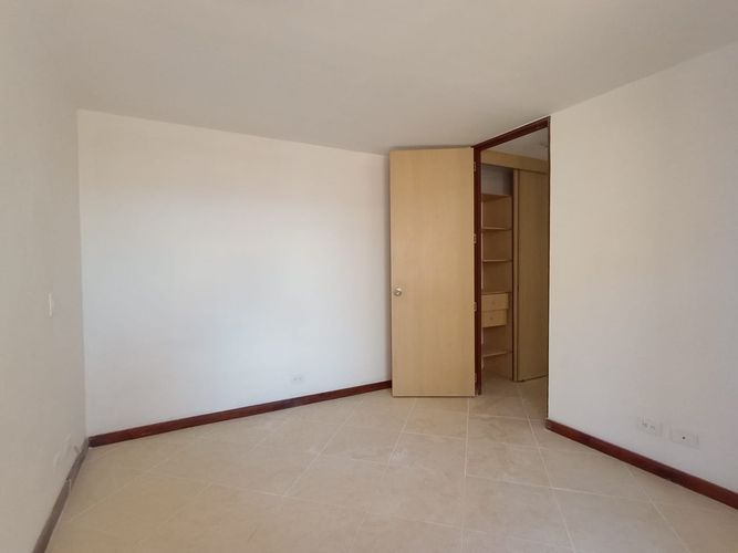 Apartamento de 1 alcoba en venta en Laureles, Medellín, 42 m² · foto 10 de 15
