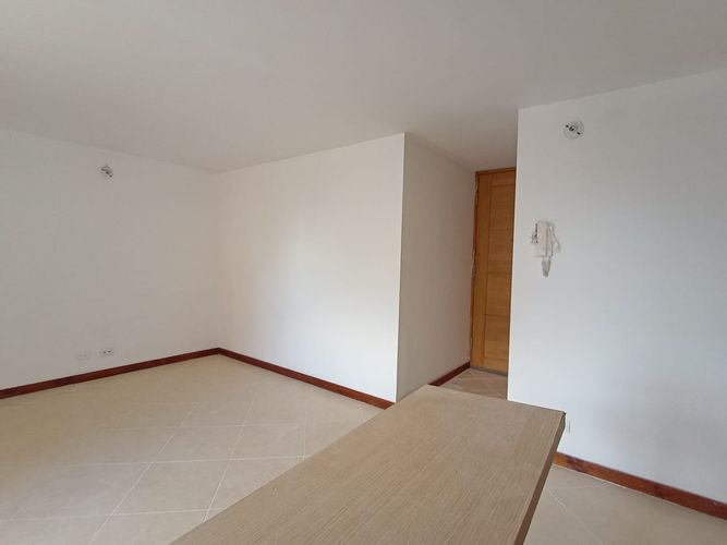 Apartamento de 1 alcoba en venta en Laureles, Medellín, 42 m² · foto 3 de 15