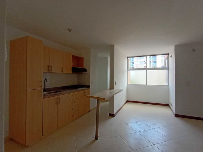 Apartamento de 1 alcoba en venta en Laureles, Medellín, 42 m² · foto 6 de 15