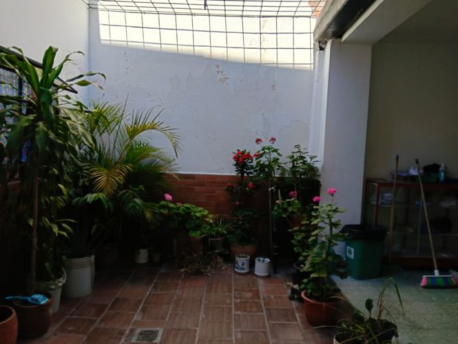 Casa de 6 alcobas en venta en San Miguel, Bucaramanga, 232 m² · foto 3 de 14