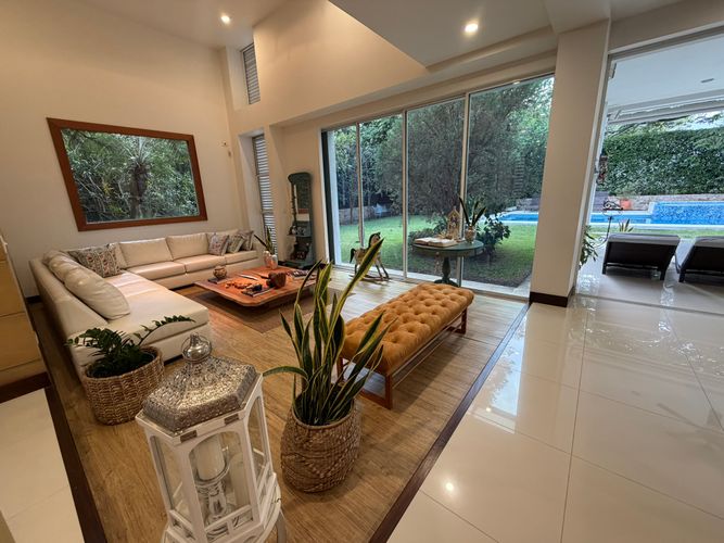 Casa de 4 alcobas en venta en Pance, Cali, 560 m² · foto 3 de 16