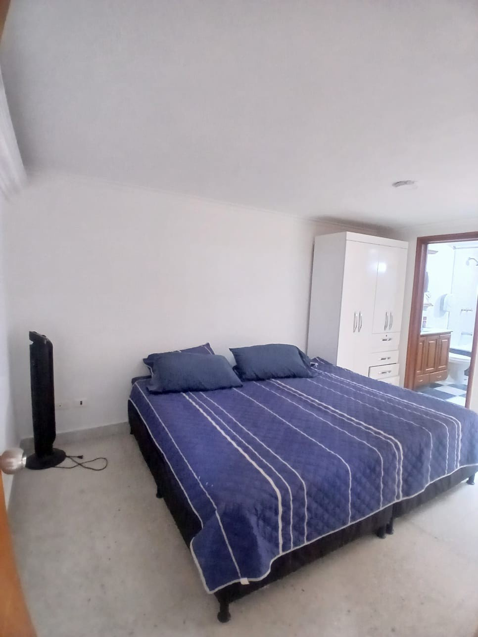 Casa en arriendo en El Trianon, Envigado · foto 6 de 24