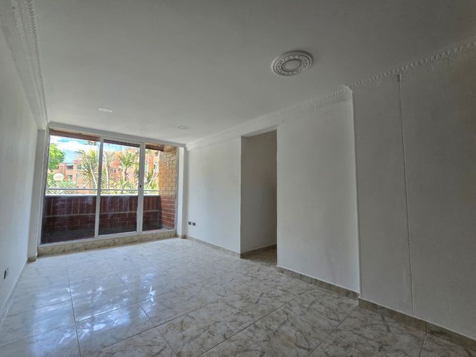 Apartamento de 3 alcobas en arriendo en Belén, Medellín, 70 m² · foto 2 de 20