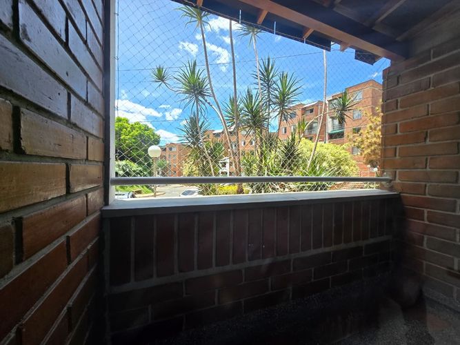 Apartamento de 3 alcobas en arriendo en Belén, Medellín, 70 m² · foto 18 de 20