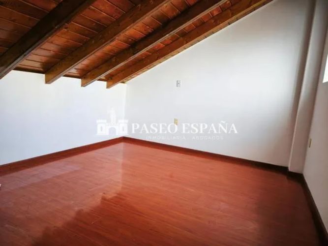 Casa de 3 alcobas en venta en Rio Frio, Floridablanca, 110 m² · foto 9 de 13