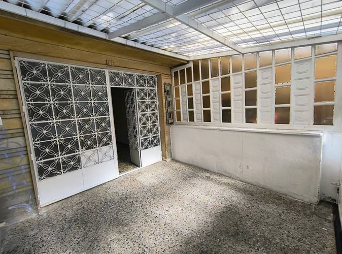 Apartamento de 7 alcobas en venta en Eduardo Santos, Bogotá, 343 m² · foto 2 de 24