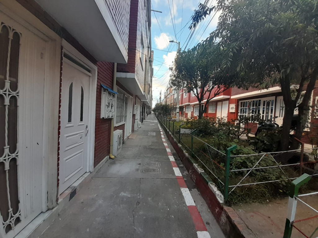 Casa en venta en Marichuela, Bogotá · foto 3 de 15