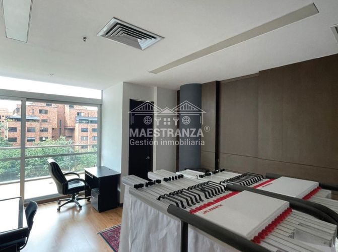Oficina en venta en Las Palmas, Medellín, 306 m² · foto 7 de 12