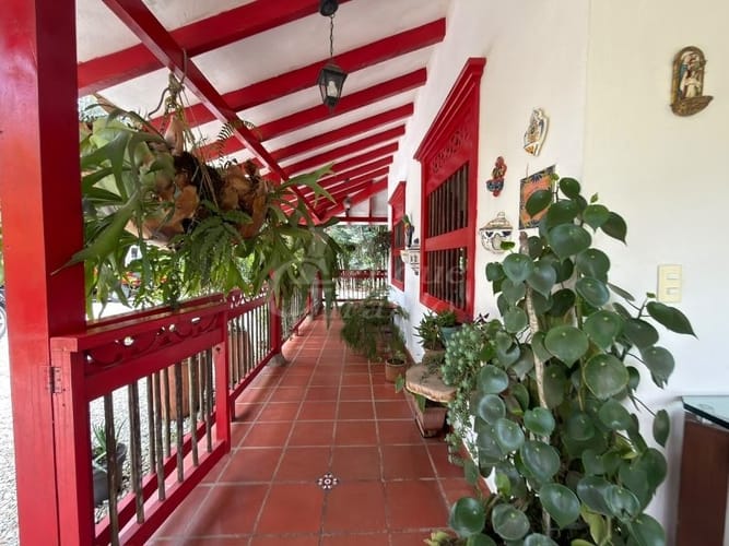 Finca en venta en San Antonio De Pereira, El Carmen de Viboral, 1645 m² · foto 3 de 24