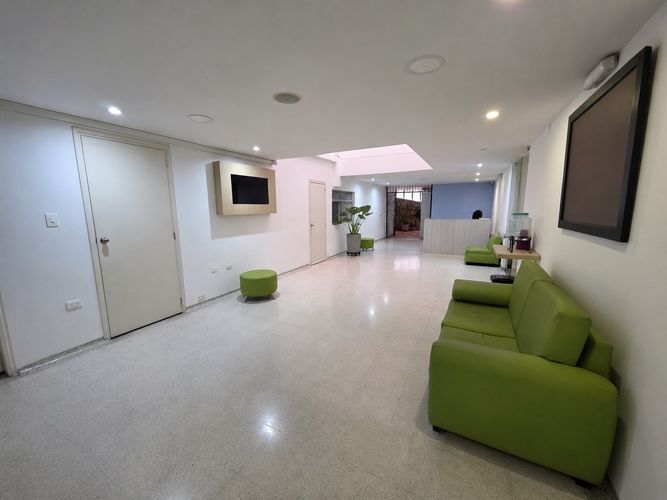 Consultorio en arriendo en Sotomayor, Bucaramanga, 580 m² · foto 24 de 24