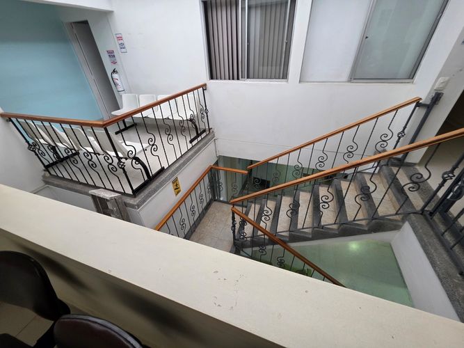 Consultorio en arriendo en Sotomayor, Bucaramanga, 580 m² · foto 10 de 24