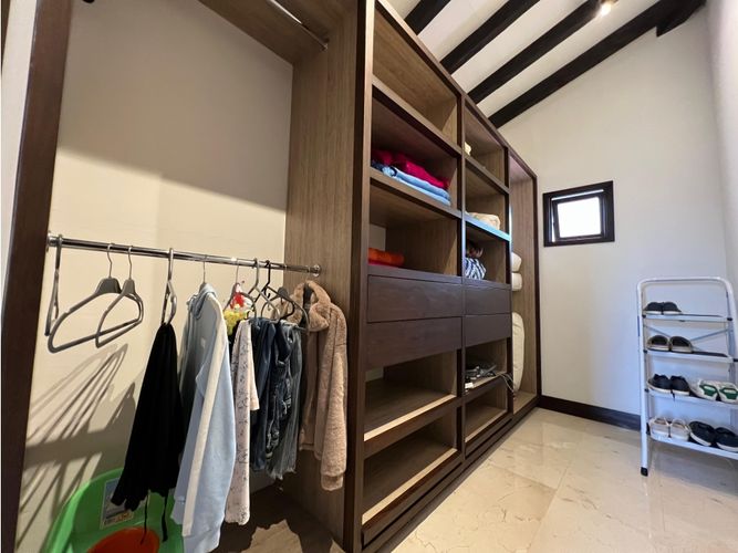 Casa de 8 alcobas en venta en El Carmen De Viboral, El Carmen de Viboral, 664 m² · foto 8 de 15