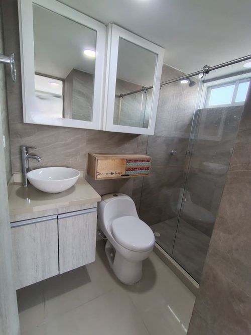 Apartamento de 3 alcobas en venta en La Floresta, Los Patios, 67 m² · foto 4 de 24