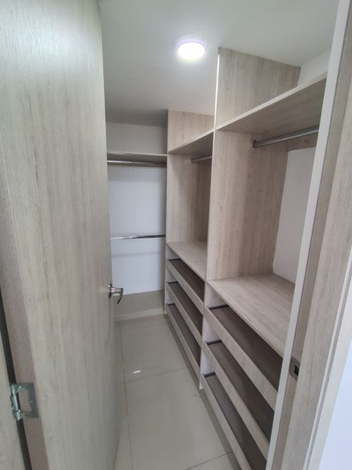 Apartamento de 3 alcobas en venta en La Floresta, Los Patios, 67 m² · foto 7 de 24