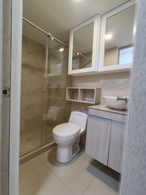 Apartamento de 3 alcobas en venta en La Floresta, Los Patios, 67 m² · foto 15 de 24