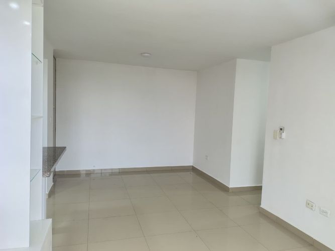 Apartamento de 3 alcobas en venta en La Floresta, Los Patios, 67 m² · foto 16 de 24
