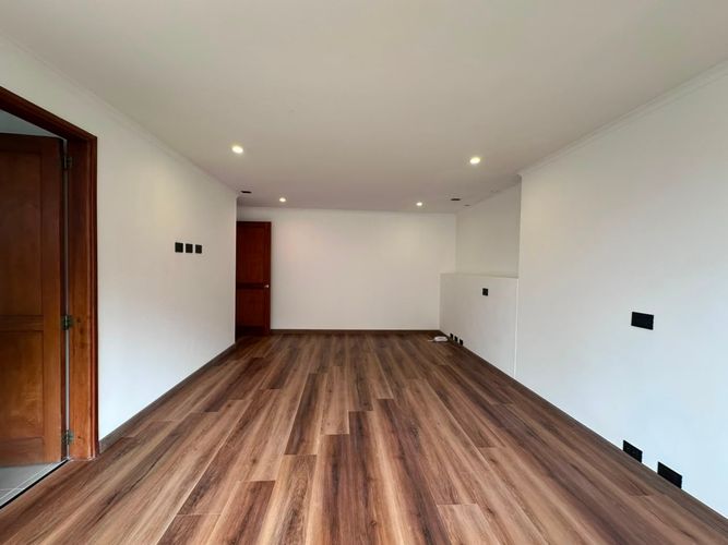 Apartamento de 3 alcobas en arriendo en Los Naranjos, Medellín, 215 m² · foto 15 de 19