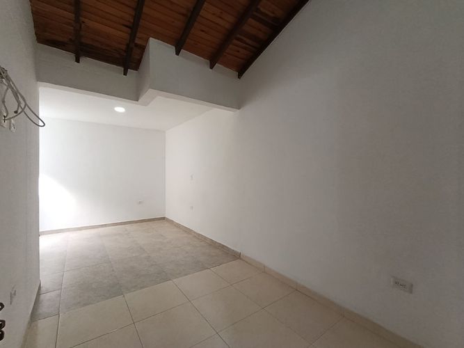 Casa de 3 alcobas en venta en Cr. Vizcaya, Los Patios, 100 m² · foto 5 de 16