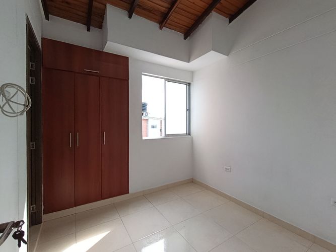 Casa de 3 alcobas en venta en Cr. Vizcaya, Los Patios, 100 m² · foto 8 de 16