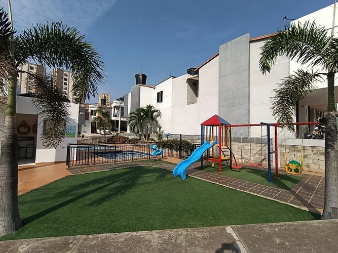 Casa de 3 alcobas en venta en Cr. Vizcaya, Los Patios, 100 m² · foto 13 de 16