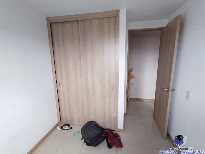 Apartamento en venta en El Oasis, Envigado · foto 6 de 7