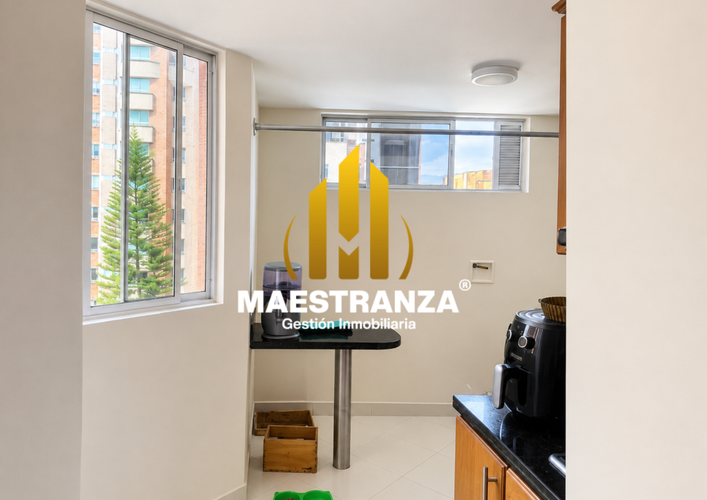 Apartamento de 4 alcobas en venta en Laureles, Medellín, 129 m² · foto 6 de 13