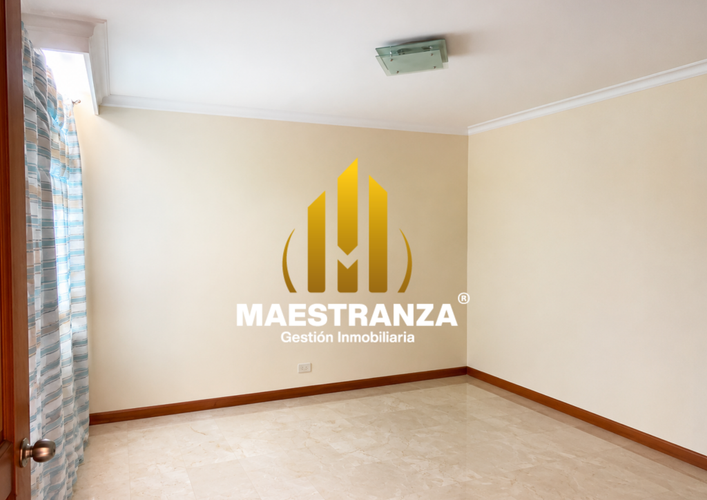Apartamento de 4 alcobas en venta en Laureles, Medellín, 129 m² · foto 7 de 13