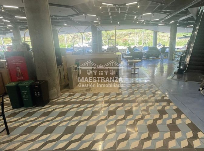 Local en arriendo en El Poblado, Envigado · foto 3 de 3