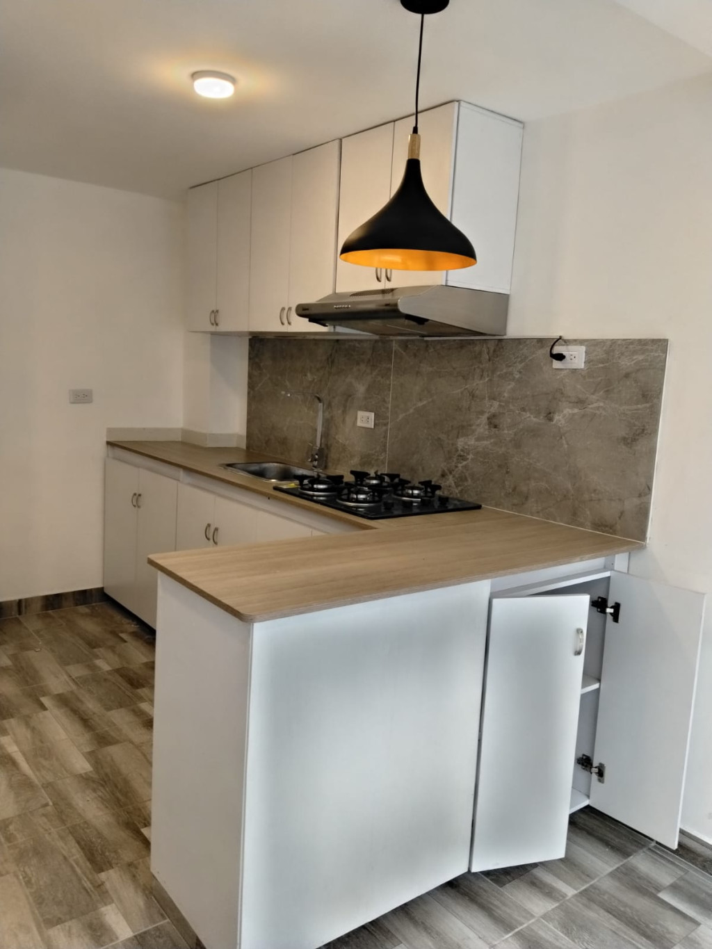 Apartamento en Arriendo en Hayuelos, Bogotá