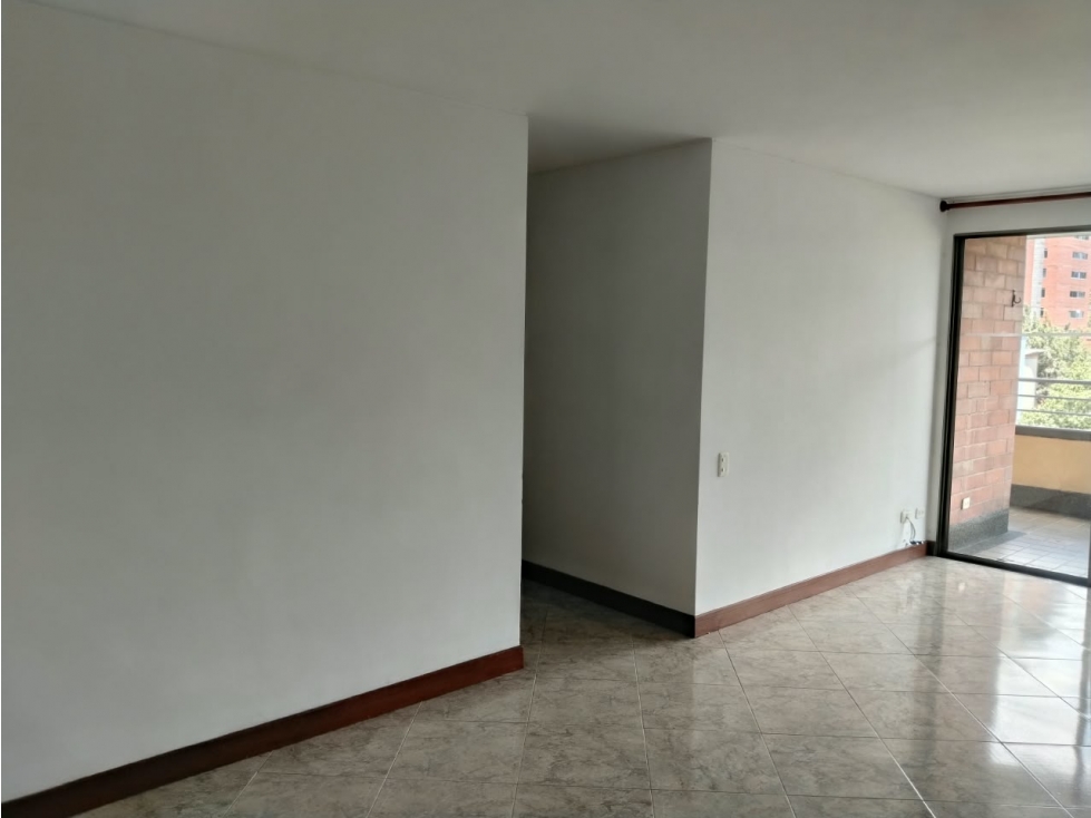 3BR Apartment in Provenza (96 m²) - 2