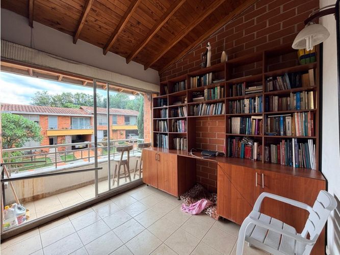 Casa de 3 alcobas en venta en Suramérica, La Estrella, 140 m² · foto 7 de 17