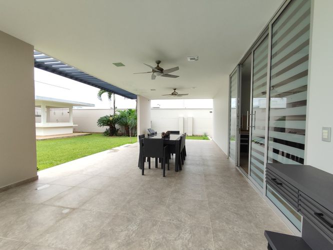 Casa de 6 alcobas en venta en Los Trapiches, Villa del Rosario, 950 m² · foto 6 de 23