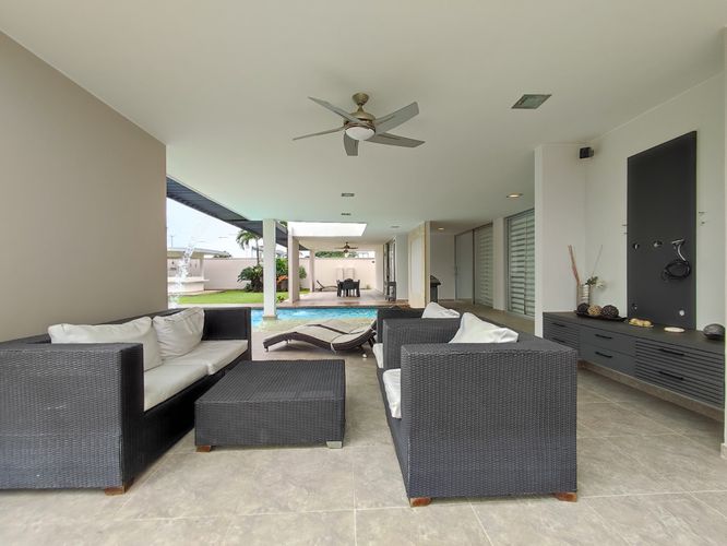 Casa de 6 alcobas en venta en Los Trapiches, Villa del Rosario, 950 m² · foto 7 de 23