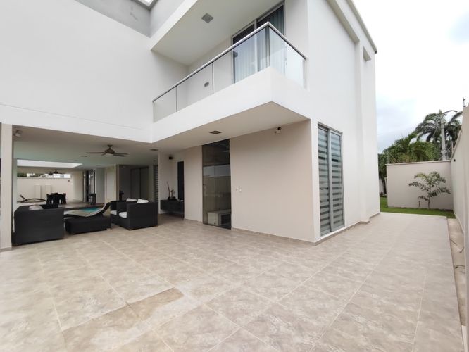 Casa de 6 alcobas en venta en Los Trapiches, Villa del Rosario, 950 m² · foto 8 de 23
