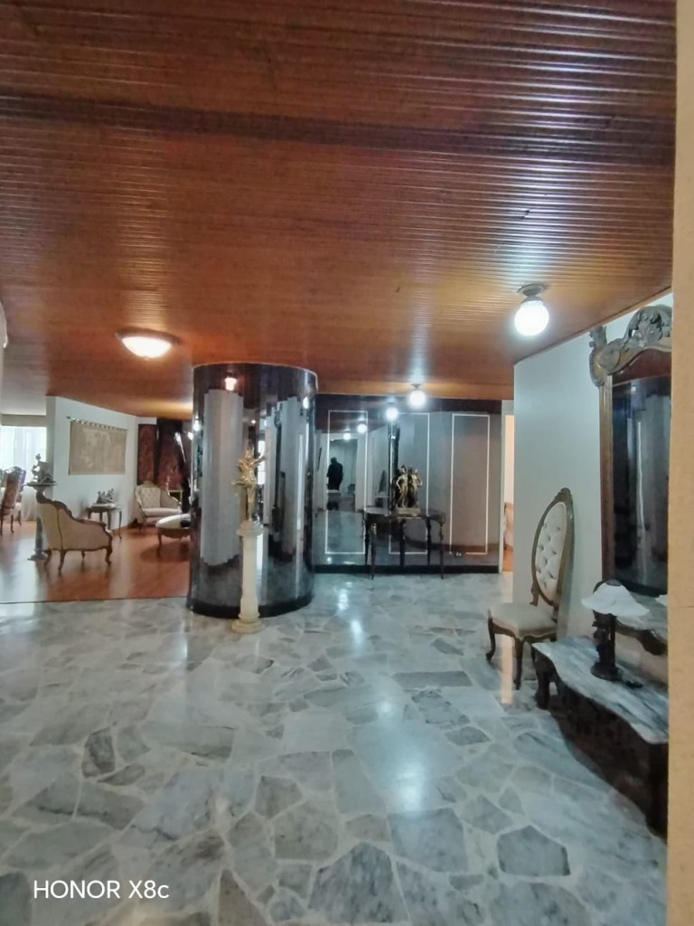 Apartamento en venta en Chico Norte, Bogotá · foto 3 de 24