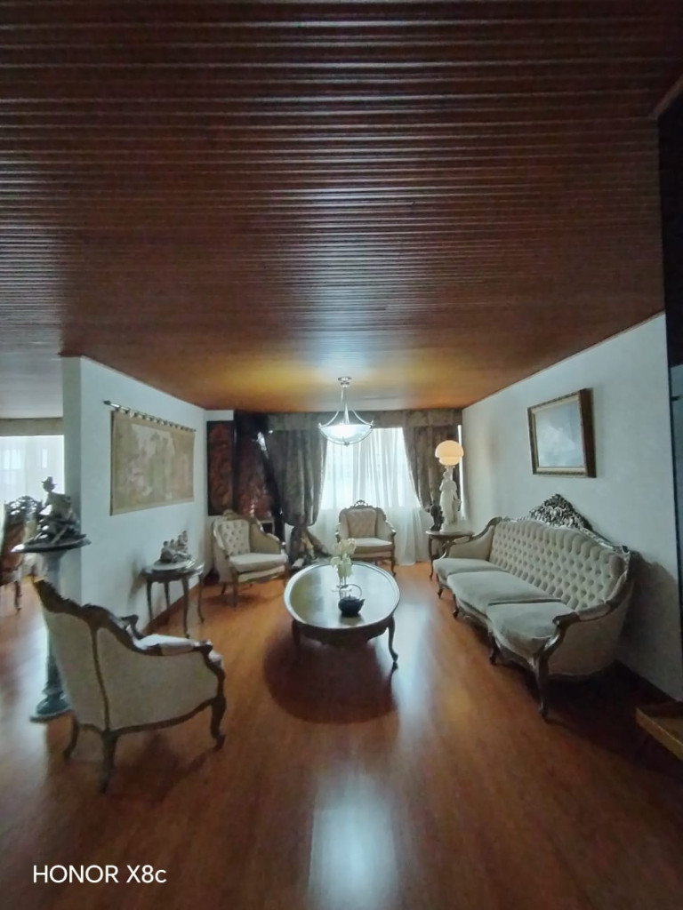 Apartamento en venta en Chico Norte, Bogotá · foto 4 de 24