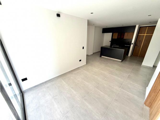 Apartamento de 3 alcobas en arriendo en La Ceja, 76 m² · foto 3 de 10