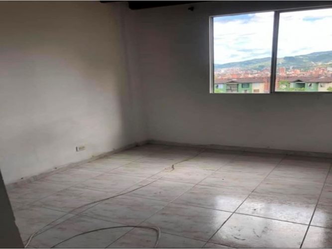 Apartamento de 3 alcobas en venta en Calasanz, Medellín, 85 m² · foto 10 de 20