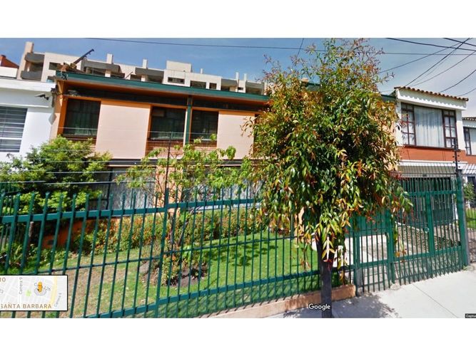 Casa de 4 alcobas en venta en Santa Barbara Central, Bogotá, 218 m² · foto 2 de 20