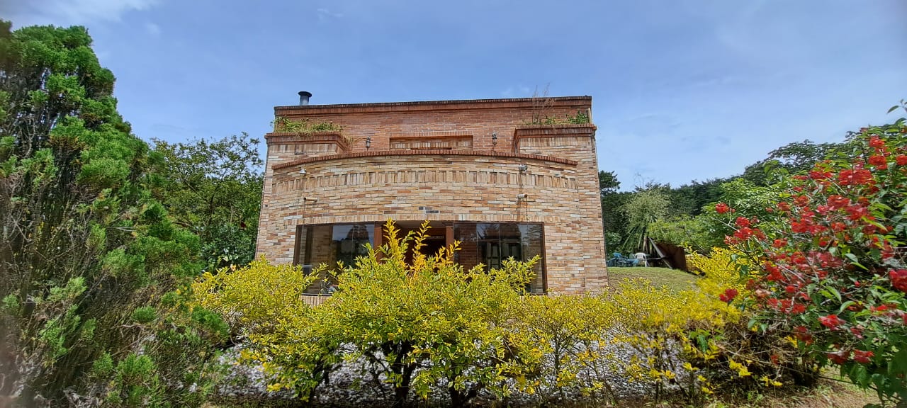 4BR Country House in El capiro for Sale - 3