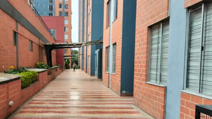 Apartamento en venta en Castilla, Bogotá · foto 13 de 14