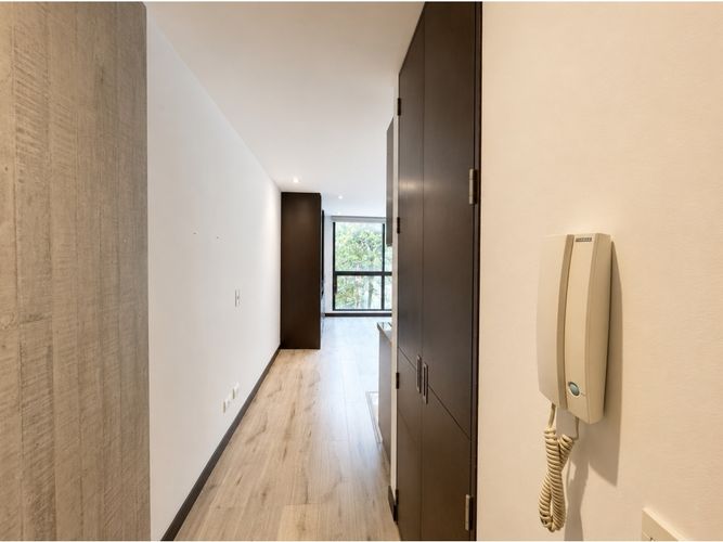 Apartaestudio en venta en Chapinero, Bogotá, 29 m² · foto 2 de 10