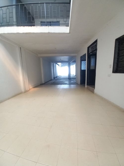 Bodega en arriendo en El Carmen, Ibagué, 360 m² · foto 6 de 9