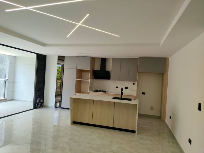 Apartamento de 3 alcobas en venta en Belen Alameda, Medellín, 115 m² · foto 2 de 13