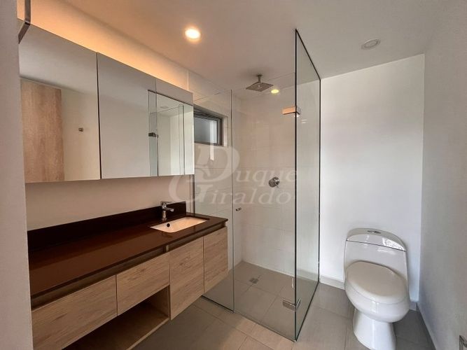 Apartamento de 3 alcobas en arriendo en Colombia, Medellín, 101 m² · foto 6 de 15
